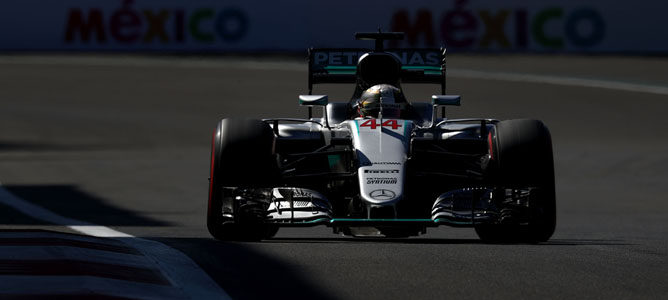 Lewis Hamilton logra la 'pole' del GP de México 2016 frente a un Rosberg que reaccionó en Q3