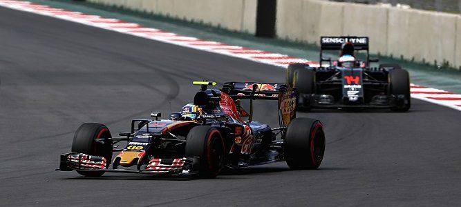 Carlos Sainz: "Ahora mismo no sabemos qué es penalizable y qué no lo es"