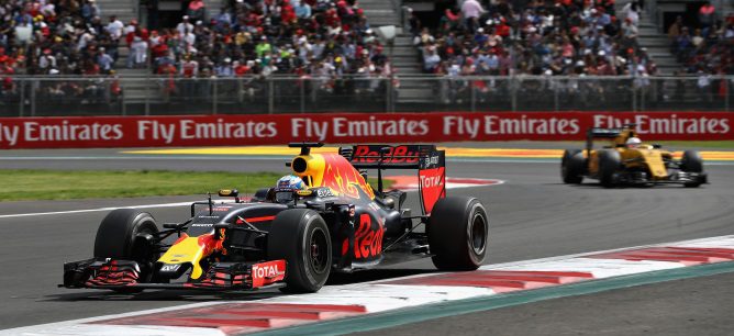 Dietrich Mateschitz: "Red Bull nunca pensó en abandonar la F1"