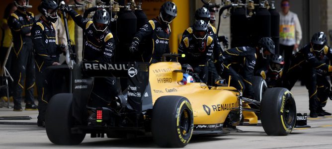 Jolyon Palmer asegura su asiento en Renault Sport F1 para 2017