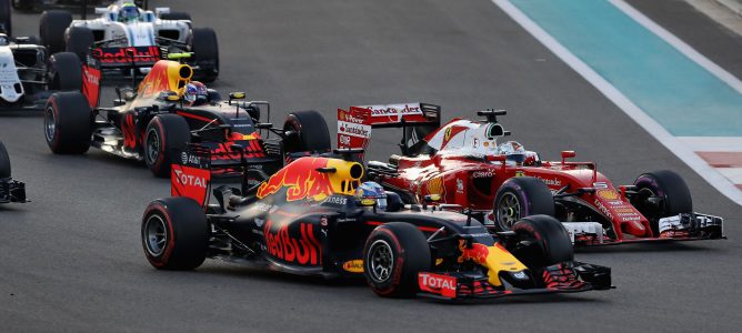 Daniel Ricciardo, bromea: ¡Soy el Campeón del Mundo de los 'mortales'!