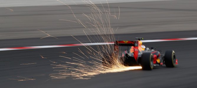 Christian Horner: "Será difícil superar a Mercedes en 2017"