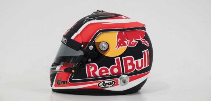 Casco de Daniil Kvyat