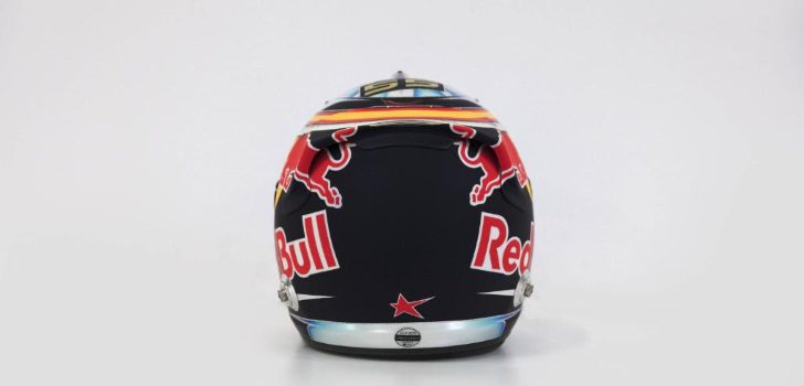 Casco de Carlos Sainz