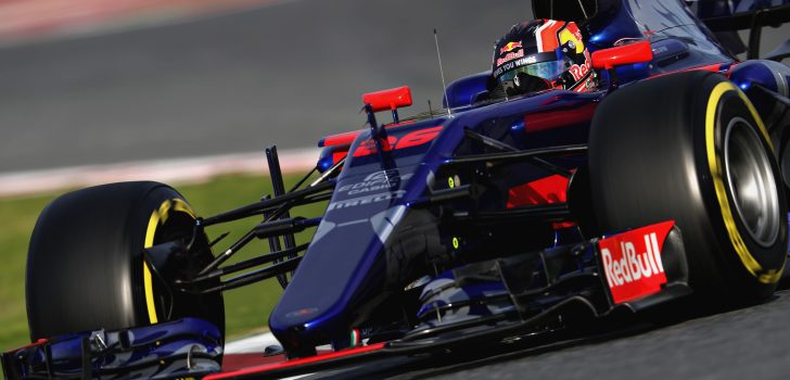 Daniil Kvyat en el STR12