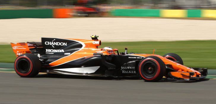 Vandoorne en el MCL32