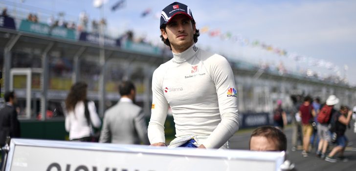  Antonio Giovinazzi durante el GP de Australia 2017)