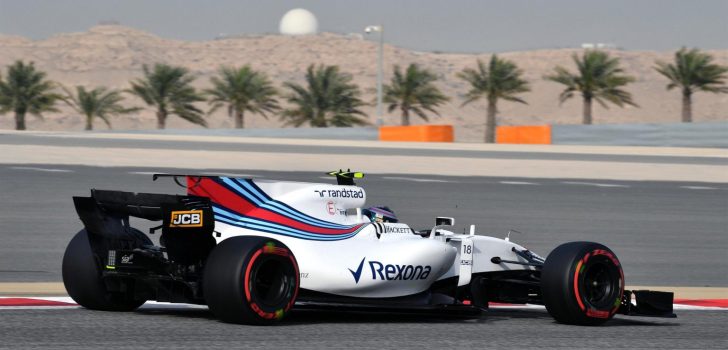 Lance Stroll en el desierto de Baréin