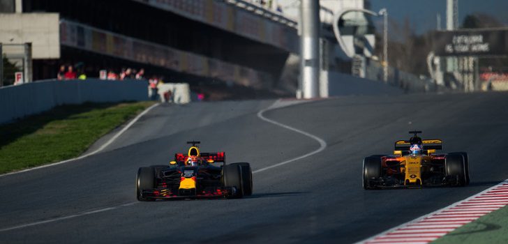 Max Verstappen y Jolyon Palmer en los test de pretemporada 2017