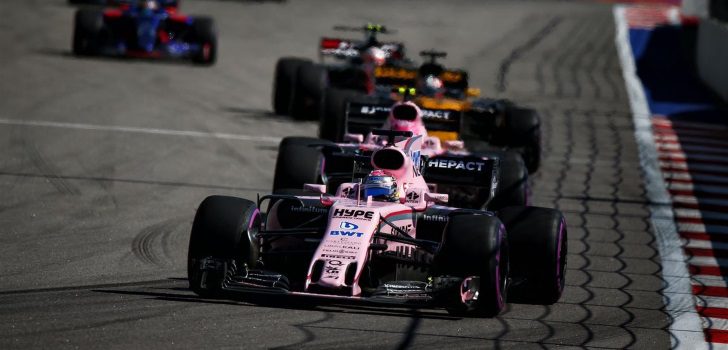 Sergio Pérez y Esteban Ocon en Rusia