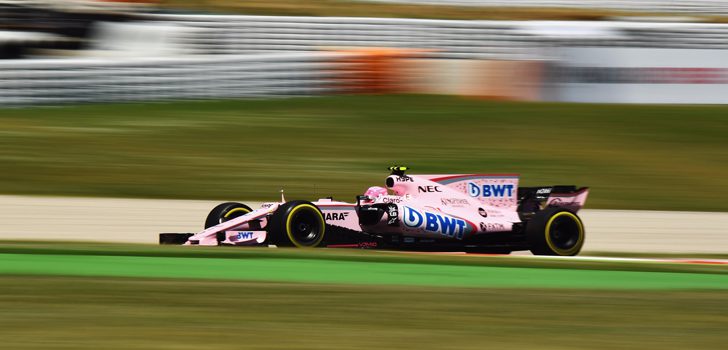 Esteban Ocon en su VJM10