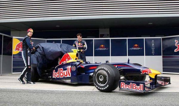 Red Bull presenta su nuevo RB5
