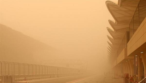 El clima paraliza los tests en Bahrein