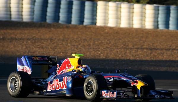 Webber se sube al RB5