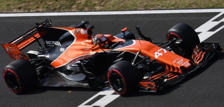 Lando Norris durante los test de Hungría