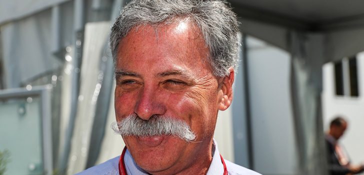 Chase Carey sonriendo