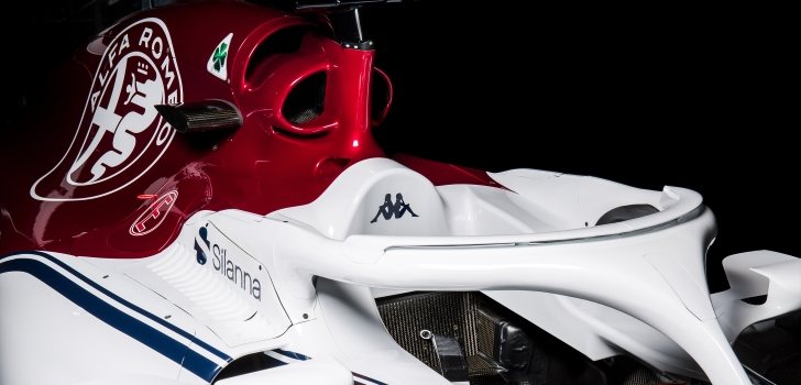 Sauber vuelve al color blanco como base, incluso en su halo, Alfa Romeo aporta el rojo