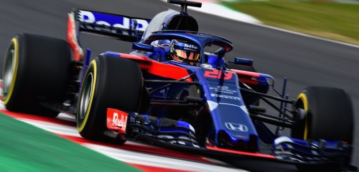 Toro Rosso durante los test de Montmeló