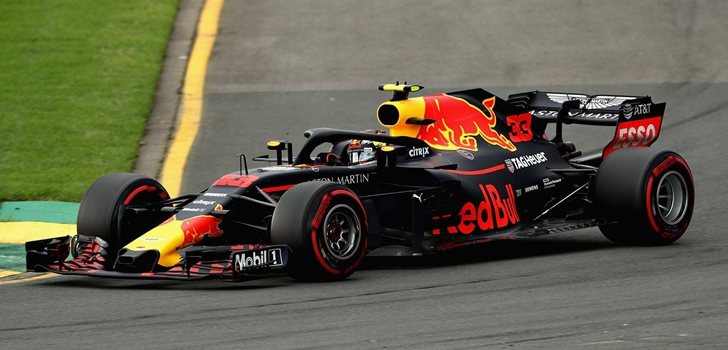 Verstappen rueda en Australia