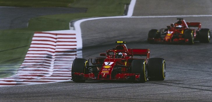 Räikkönen y Vettel rueda en Baréin
