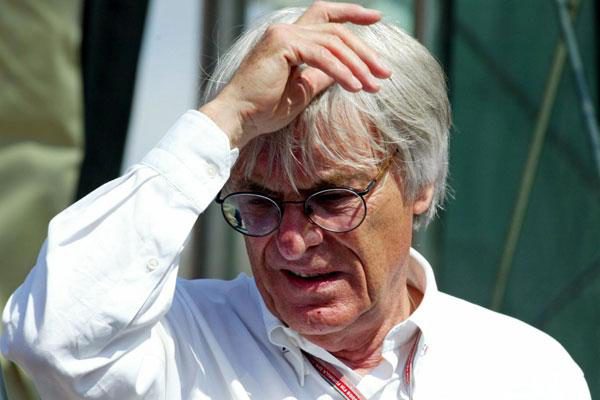 Ecclestone quiere que Mosley siga siendo presidente de la FIA