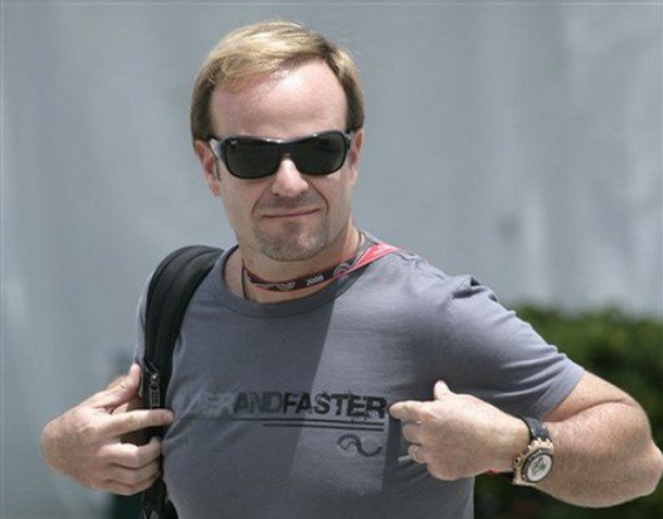 Barrichello no pierde la esperanza