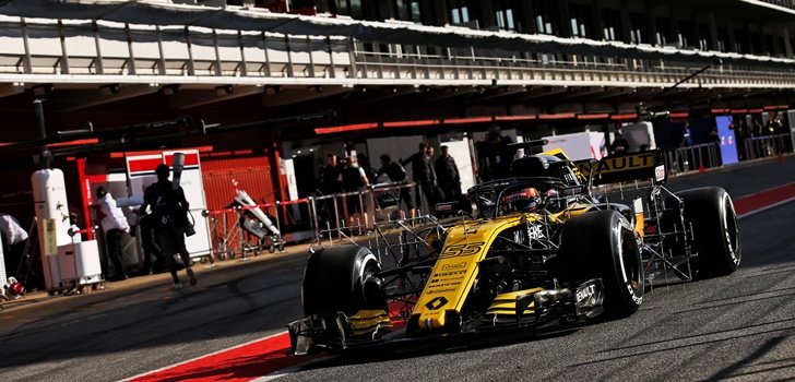 Sainz rueda en los test postcarrera de Barcelona