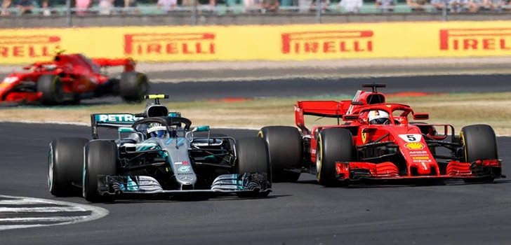 Bottas y Vettel luchan en Silverstone