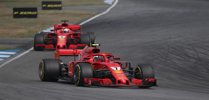 Räikkönen lidera a su compañero durante el GP
