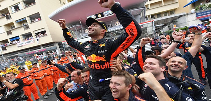 Ricciardo celebra su, de momento, última victoria con el equipo