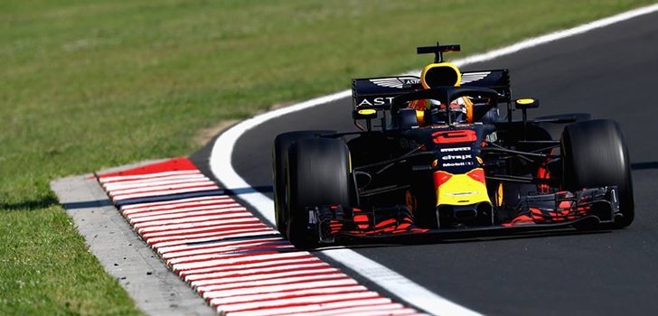 Ricciardo rueda en Hungría