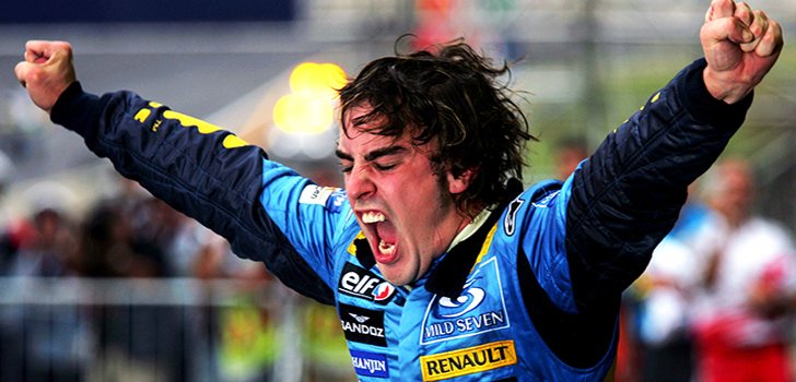 Alonso celebra su primer título en 2005