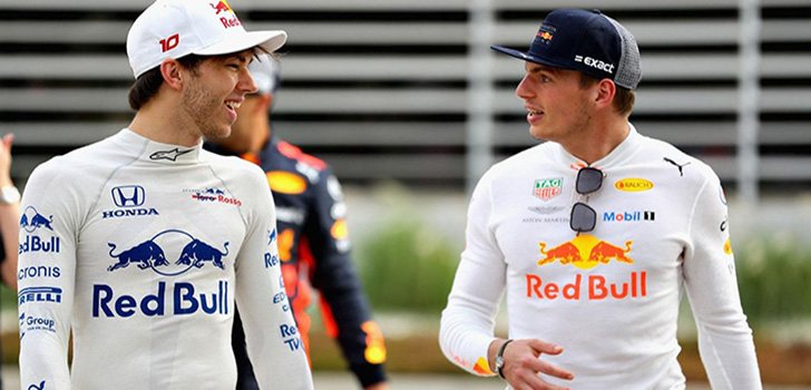 Pierre, junto a su futuro compañero Max Verstappen