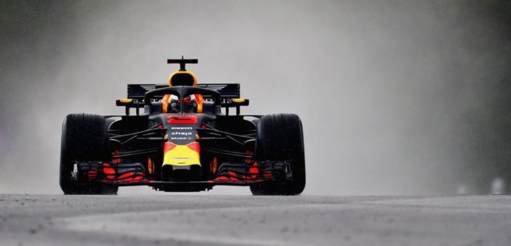 Ricciardo rueda en Hungaroring