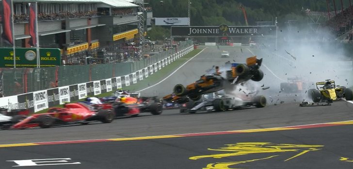 Alonso sufre un accidente en Spa