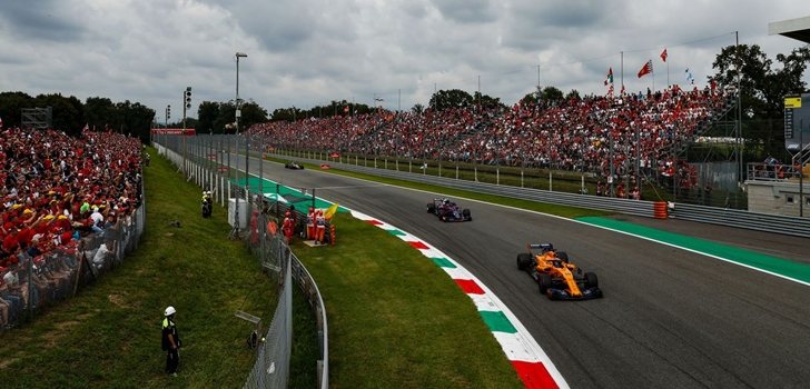 Alonso rueda en Monza