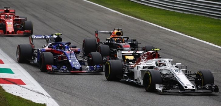 Charles Leclerc rueda en Monza