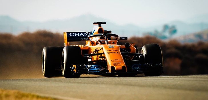 Vandoorne rueda con el MCL33