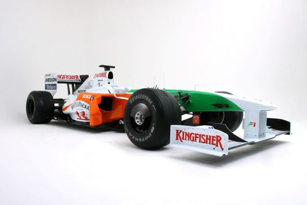 Force India presenta su nuevo VJM02