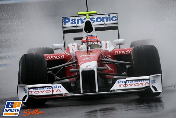 Mucha lluvia en Jerez y Ferrari no sale a pista