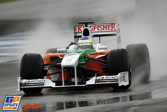 Mucha lluvia en Jerez y Ferrari no sale a pista