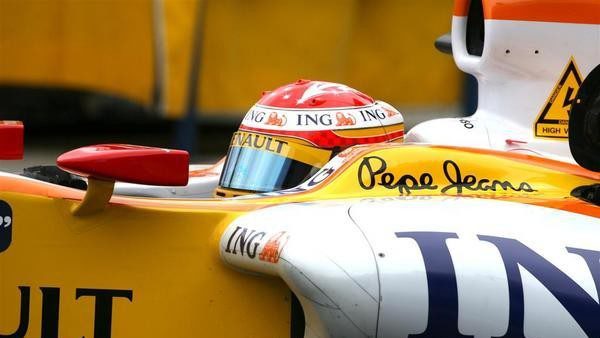 Alonso: "Estoy satisfecho, el coche es consistente"