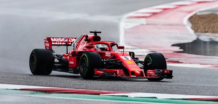 Vettel rueda sobre mojado en Austin