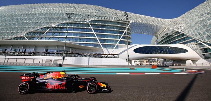 Ricciardo rueda en Abu Dabi