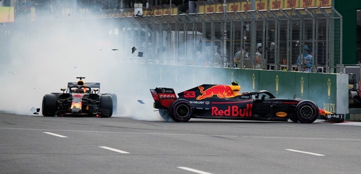 Ricciardo y verstappen chocan en Bakú