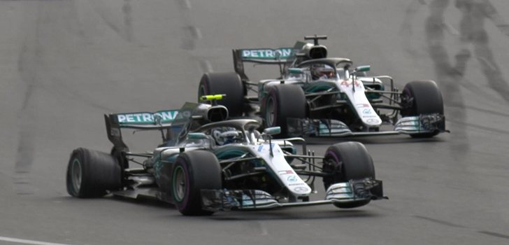 Bottas sufre un pinchazo