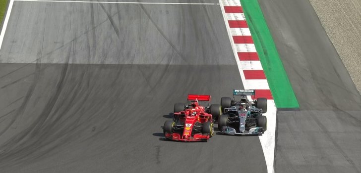 Vettel adelanta a Hamilton en Austria