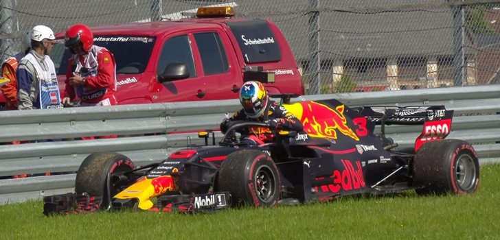 Ricciardo abandona en el Red Bull Ring