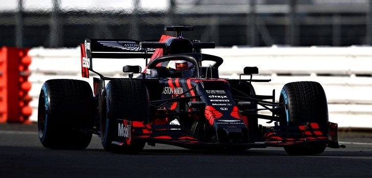 Verstappen prueba el RB15 en el 'filming day' de Silverstone