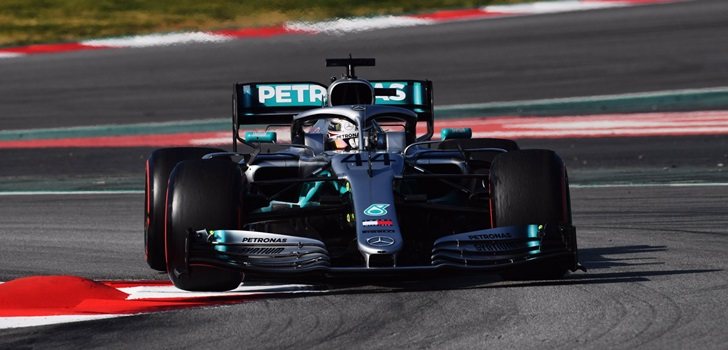 Hamilton, en los test de Montmeló